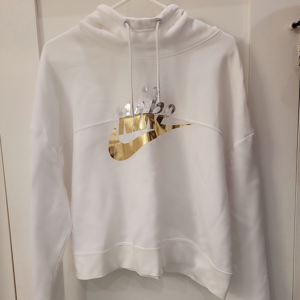 Nike Cropped Sweater
